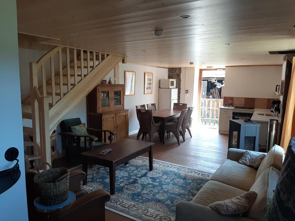 Le Marconnes Bed & Breakfast Saint-Arcons-de-Barges Bagian luar foto