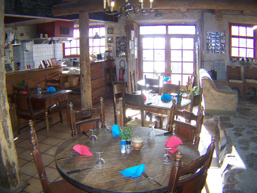 Le Marconnes Bed & Breakfast Saint-Arcons-de-Barges Bagian luar foto