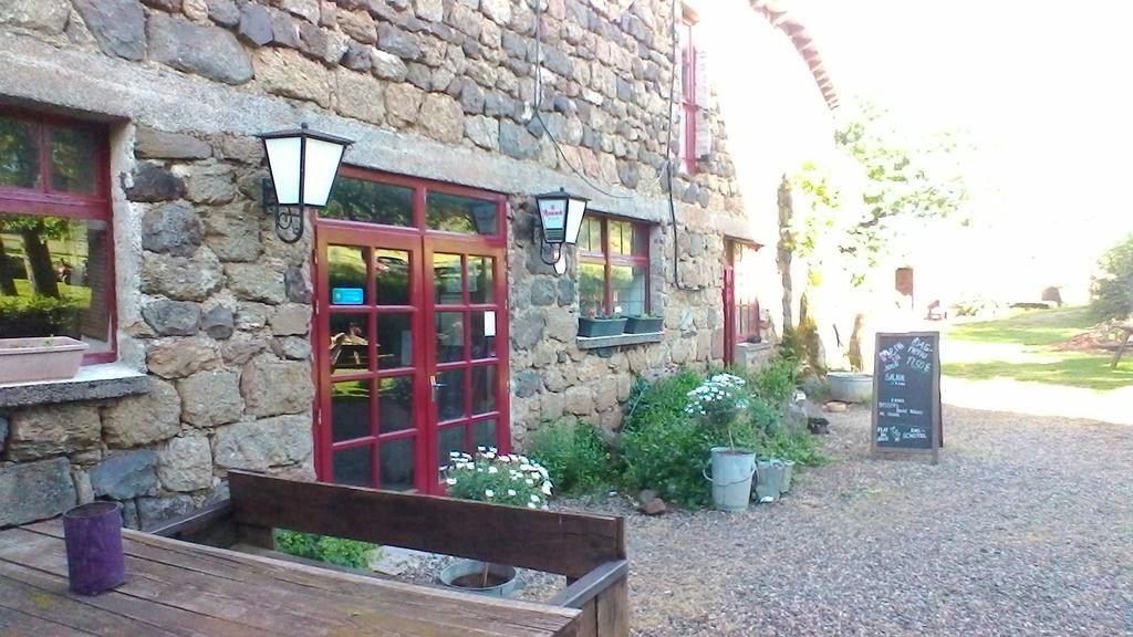 Le Marconnes Bed & Breakfast Saint-Arcons-de-Barges Bagian luar foto